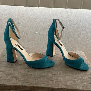 New Nine West Turquoise Heels